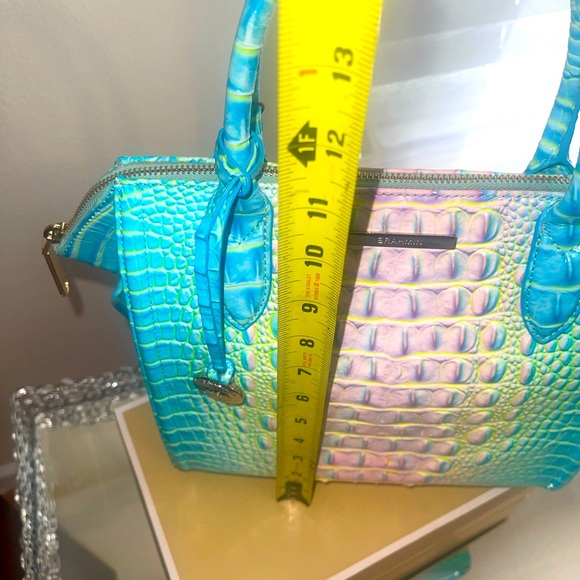 Women’s Brahmin bag 🍡🍭🍬🍡🍭🍫 - Picture 11 of 15